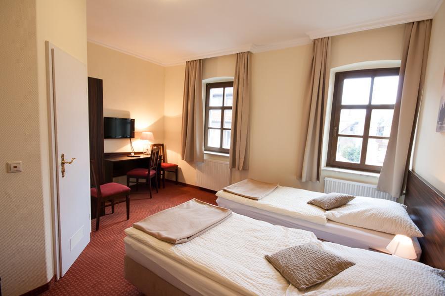 Linde Restaurant & Hotel Nußloch Eksteriør bilde