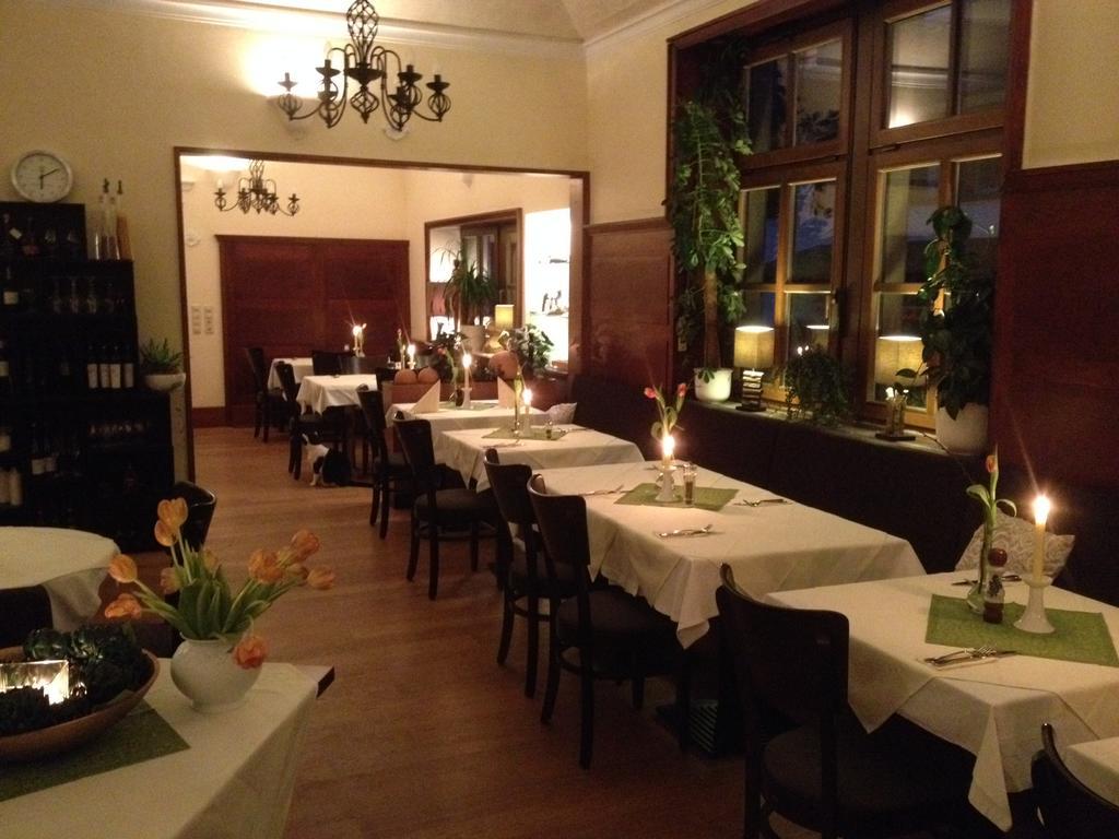 Linde Restaurant & Hotel Nußloch Eksteriør bilde